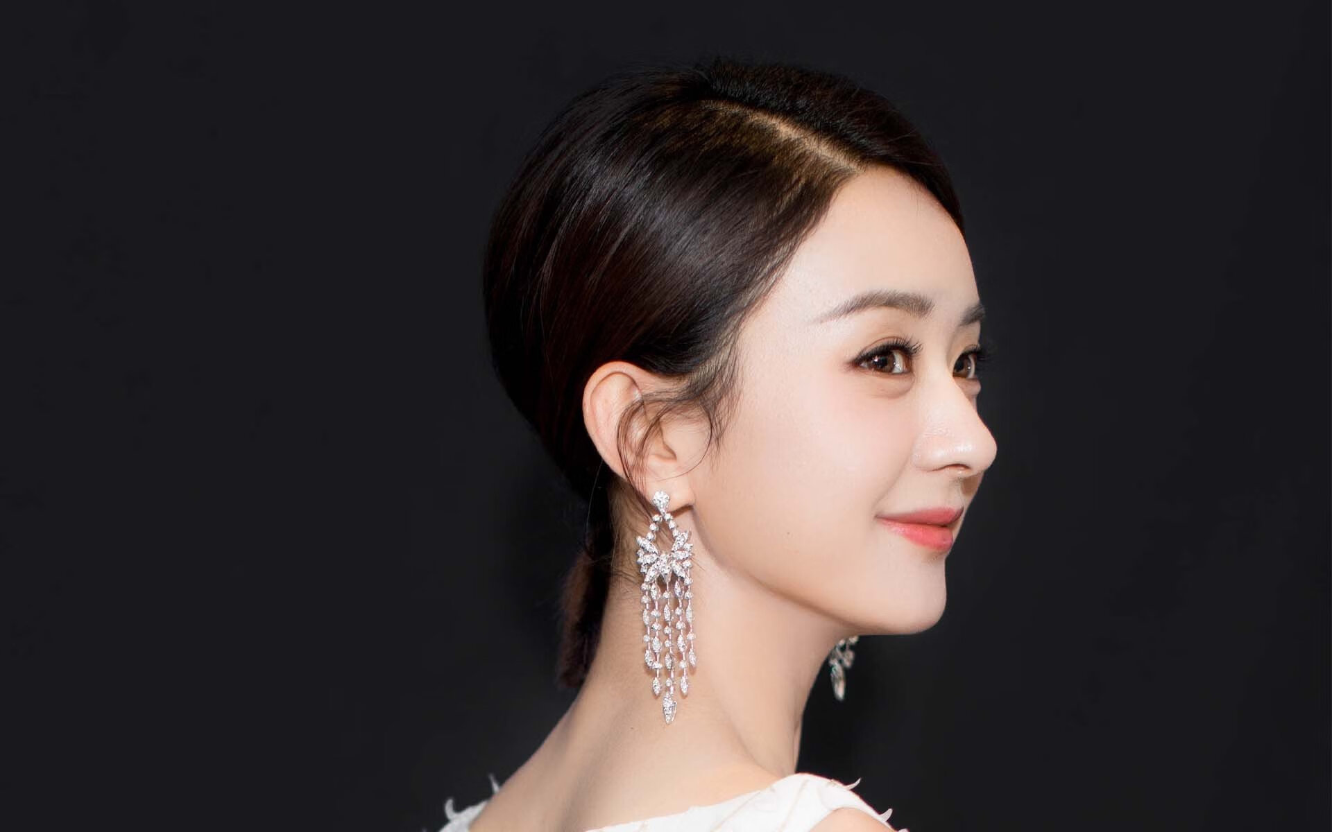 传统花样游泳表演,水中舞蹈的艺术魅力,花式游泳水上动作有哪些