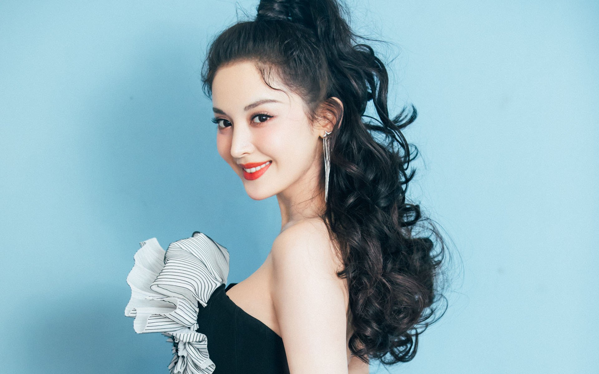 kaiyun体育app-＂极速飞跃＂极限跳箱大赛，跳跃的挑战无限可能，下载极限跳跃