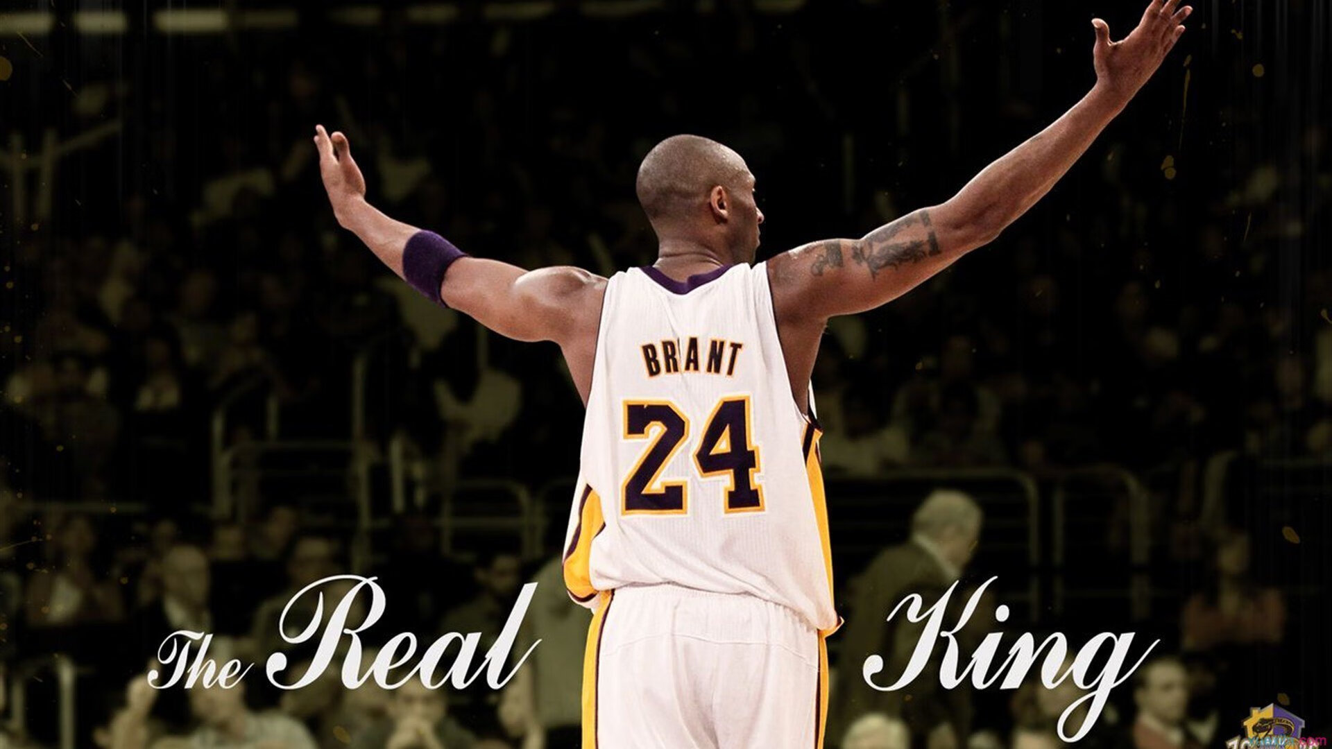 开云体育链接-边路传球向中路内切是否成为进攻主旋律，边路接球